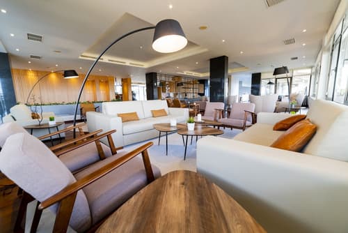 Melia Castelo Branco, Lobby sitting area