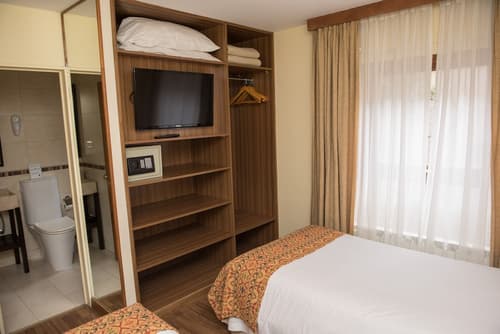 Hostal del Bosque, Room