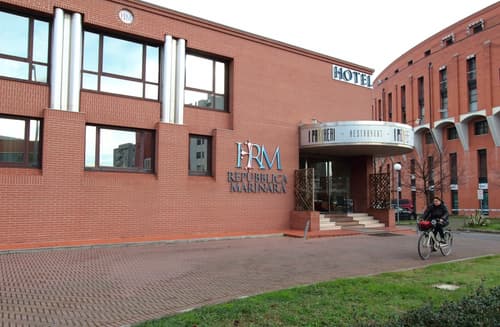 Hotel Repubblica Marinara, Property entrance