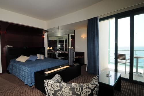 Club Hotel Casino Loutraki, Room