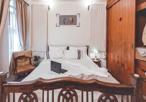 Yesterday Hotel, Room