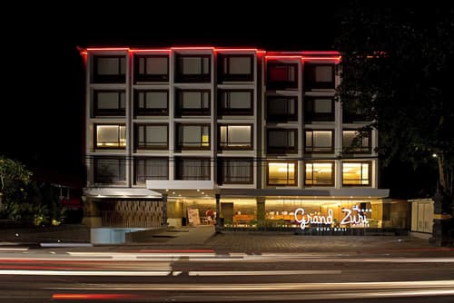 Grand Zuri Kuta Bali, Pool