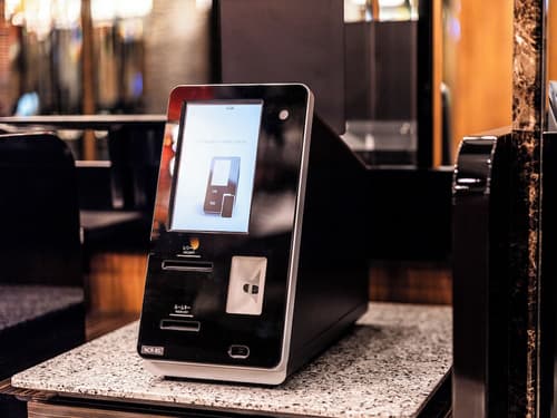 APA Hotel Higashi Shinjuku Kabukicho, Reception