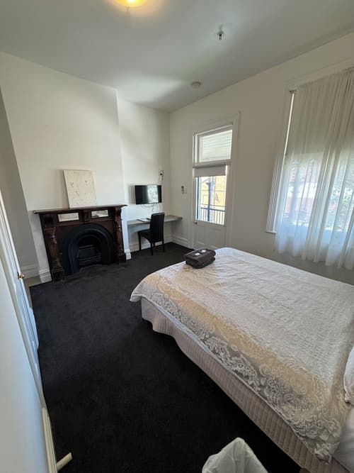 Allawah Bendigo, Room