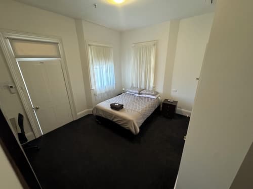 Allawah Bendigo, Room