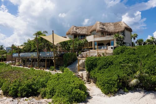 Mezzanine by La Zebra, an SLH Hotel