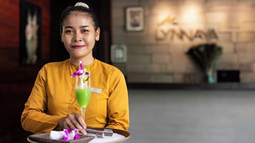 Lynnaya Urban River Resort, Lobby