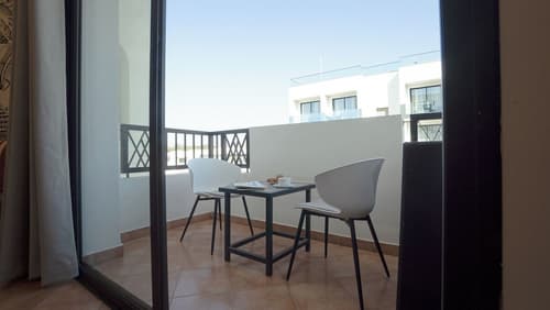 Atlantic Palm Beach, Balcony