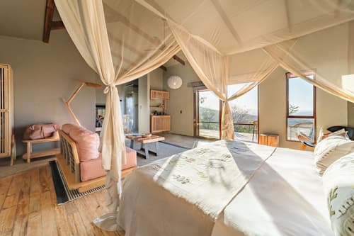 Rhino Ridge Safari Lodge, Primary image