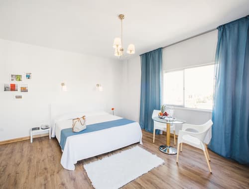 Mikes Kanarium Hotel, Room