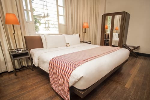 The Henry Hotel Manila