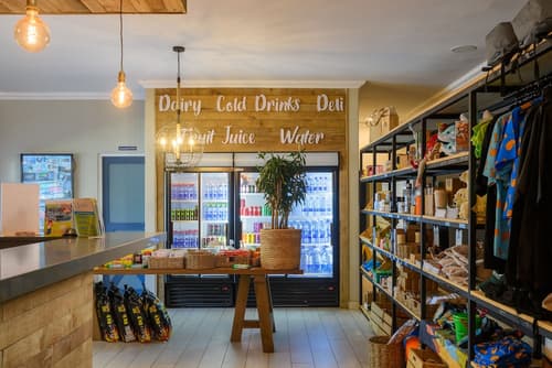 Formosa Bay, Property amenity