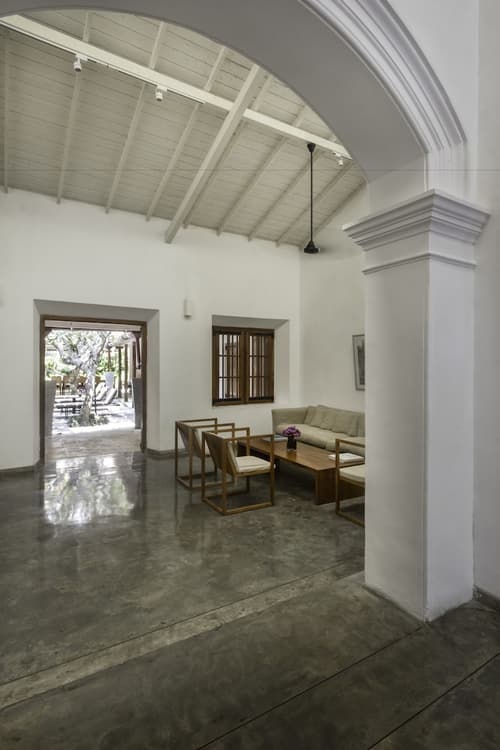 The Fort Printers, Lobby sitting area