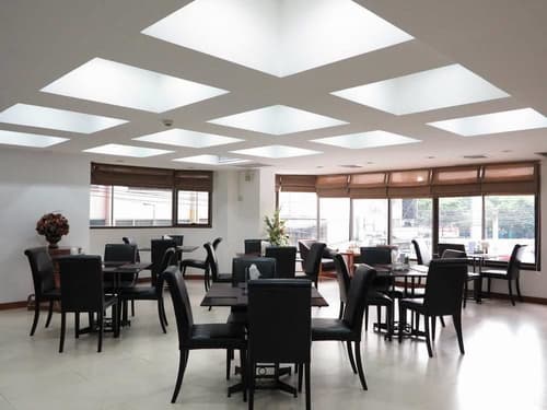 The Grand Sathorn, Restaurant