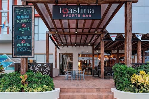 Four Points by Sheraton Cancun Centro, Bar (on property)