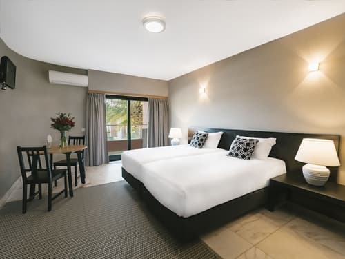 Topazio Vibe Beach Hotel & Apartments - Adults Friendly