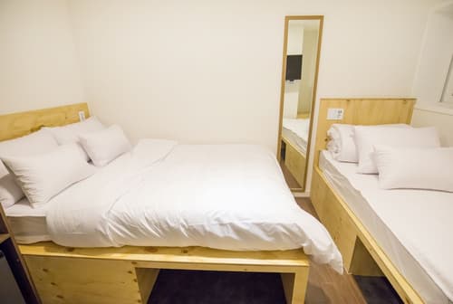 Step Inn Myeongdong 1, Room