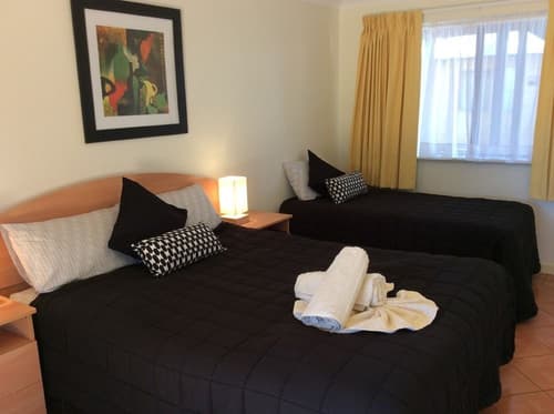 Pelican's Nest, Room