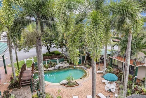 Koala Court Holiday Apartments, Outdoor pool