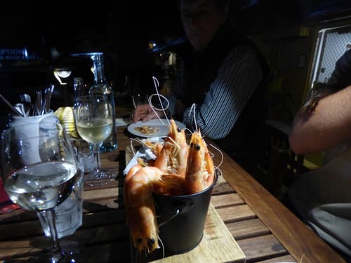 Beagle Hotel, Food and drink