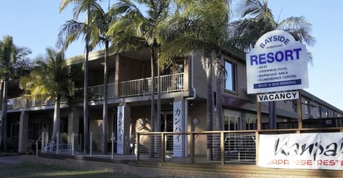 Huskisson Bayside Resort, Front of property