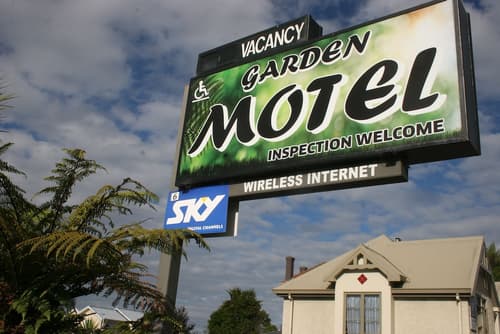 Garden Motel, Exterior