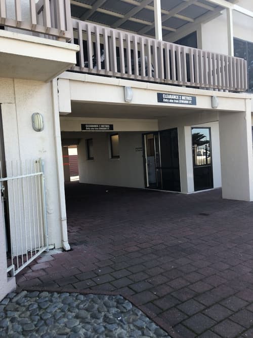 Edgewater Motor Lodge