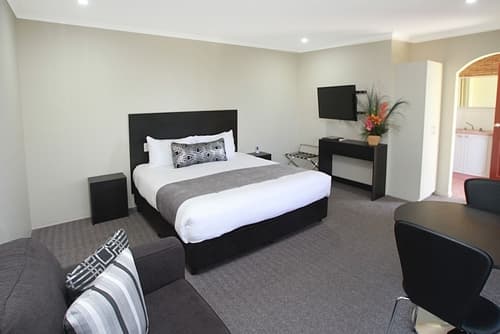 Twofold Bay Motor Inn, Room