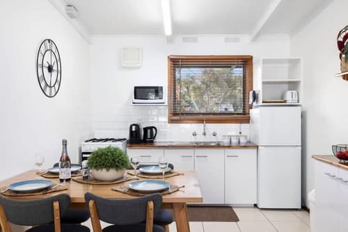 Halls Haven Holiday Units