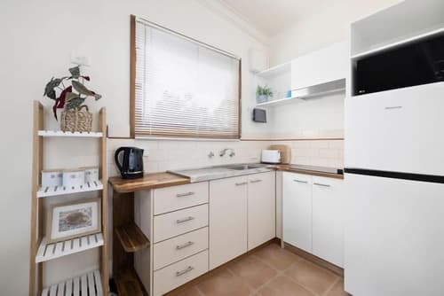 Halls Haven Holiday Units