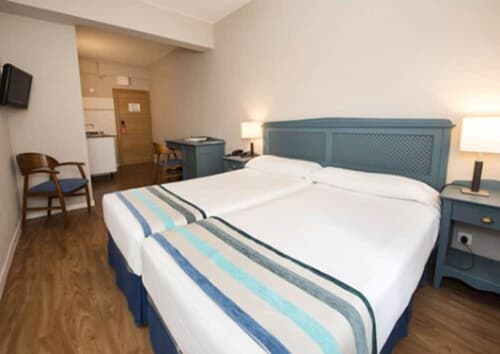 Estudios Aranzazu, Room