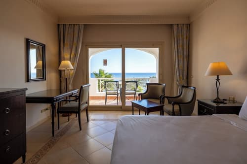 Continental Plaza Beach Resort, Room