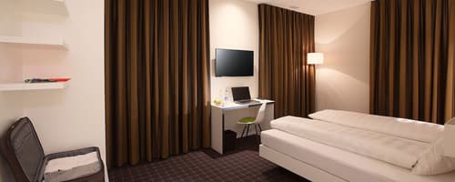 b_smart motel Sevelen, Room