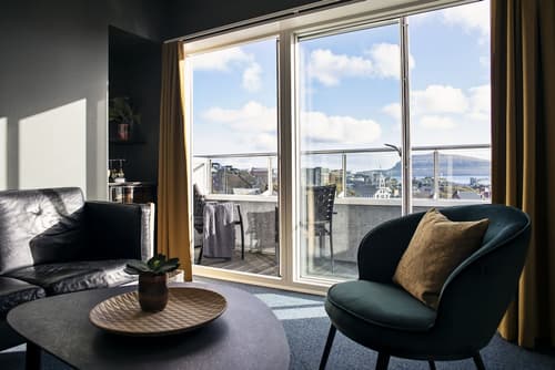 62N Hotel