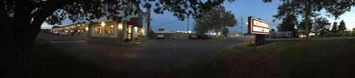 Hyannis Host Inn