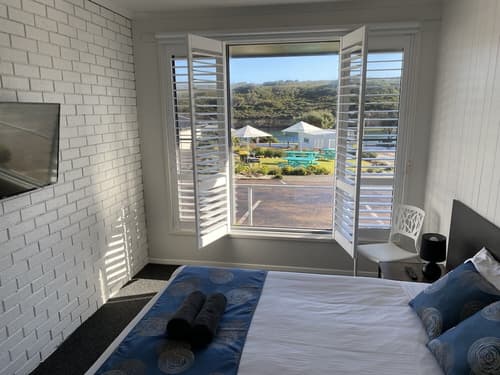 Southern Ocean Motor Inn, Room