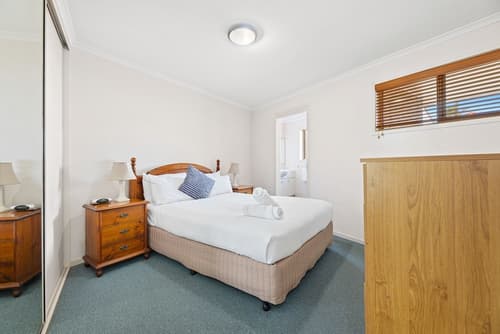 The Black Dolphin Holiday Park, Room