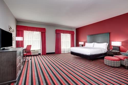 Holiday Inn Hotel & Suites Lafayette North by IHG, Room
