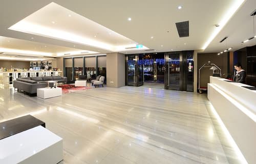 Sonnien Hotel, Lobby