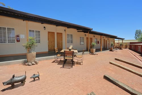 Bahnhof Hotel Aus, Courtyard