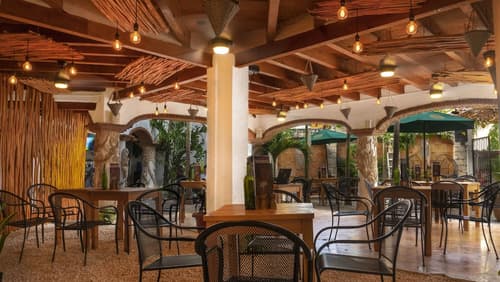 Mezcal Boutique Hotel, Interior entrance