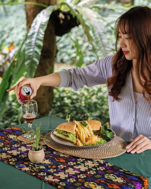 Senetan Villas and Spa Resort, Restaurant