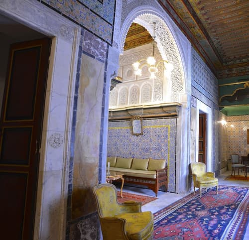 Palais Bayram, Room