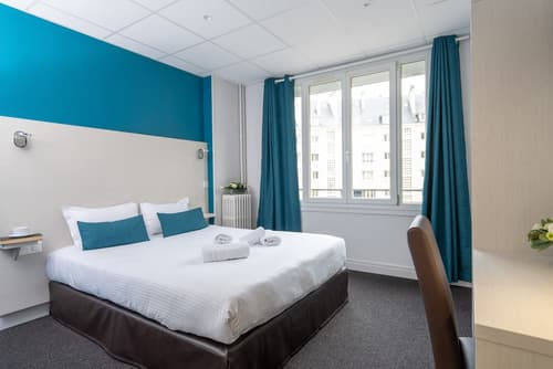 Hotel du Chateau, Primary image