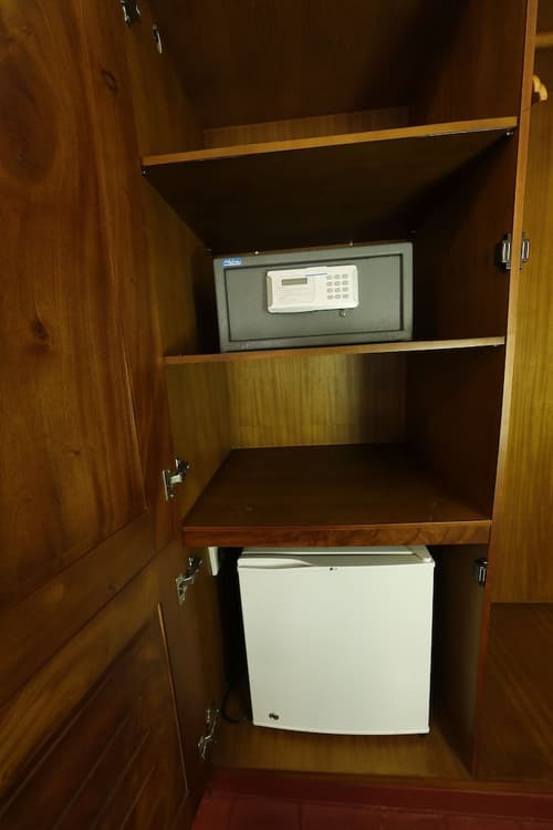 Catamaran Beach Hotel