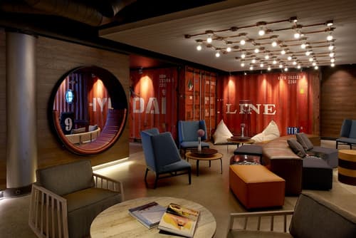 Hotel Zephyr San Francisco, Lobby sitting area