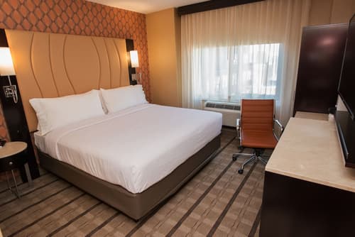 Holiday Inn New York City - Times Square by IHG, Room