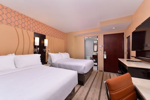 Holiday Inn New York City - Times Square by IHG, Room