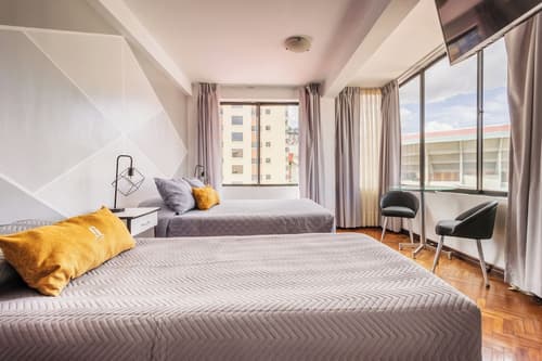 Elegance  Hotel