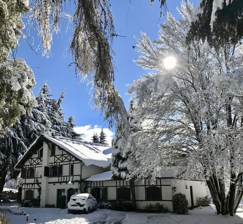 Hosteria del Prado, Primary image